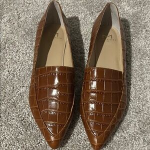 NEW 🌺🌺Marc Fisher Zurri Pointed Toe Brown Croc-Embossed Loafers